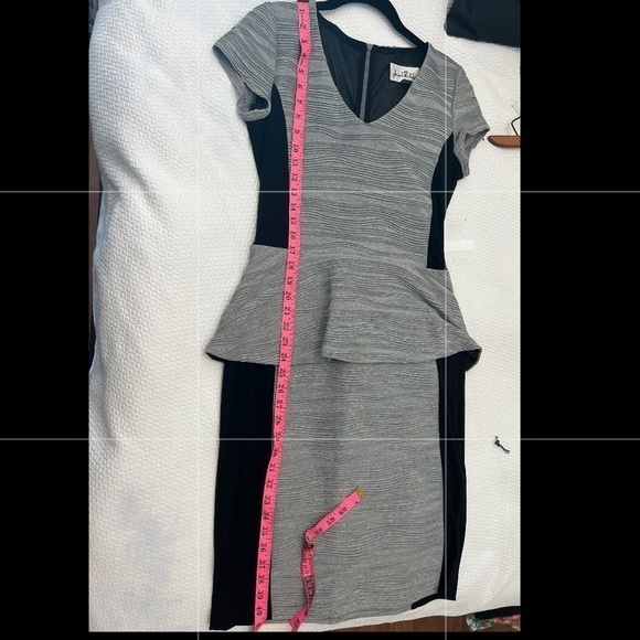 Joseph Ribkoff Drees Size 10 - Picture 14 of 15